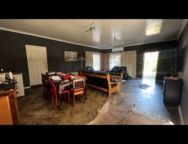 4 BEDROOM HOUSE FOR SALE IN BRACKENHURST